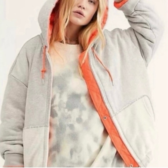 Free People Black Run reversible hoodie NWT - Picture 3 of 5